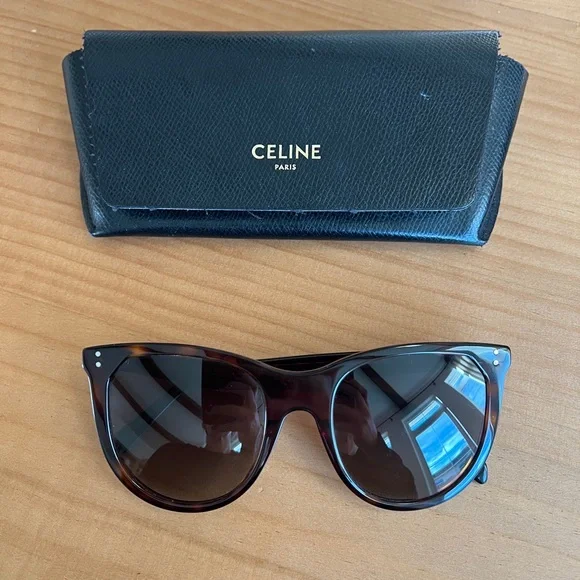 Celine Tortoise Polarized Sunglasses - Picture 1 of 7